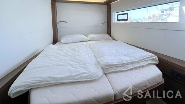 Lagoon 46  - Yacht Charter Sailica