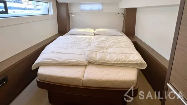 Lagoon 46  - Yacht Charter Sailica