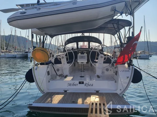 Bavaria 41 Cruiser - Yacht Charter Sailica