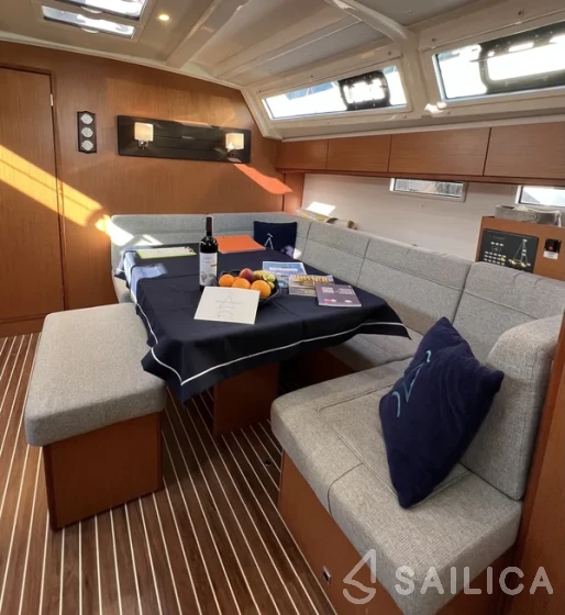 Bavaria 46 Cruiser - Yacht Charter Sailica