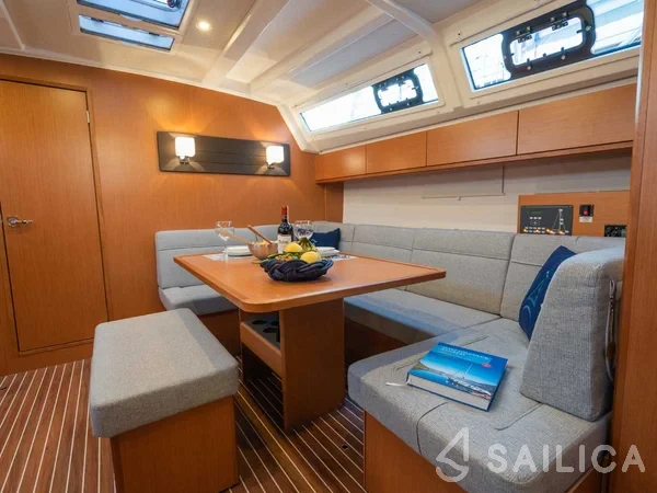 Bavaria 46 Cruiser - Yacht Charter Sailica