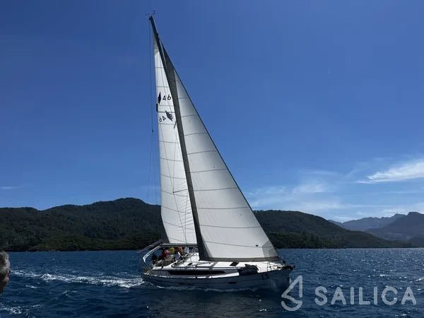 Bavaria 46 Cruiser - Yacht Charter Sailica