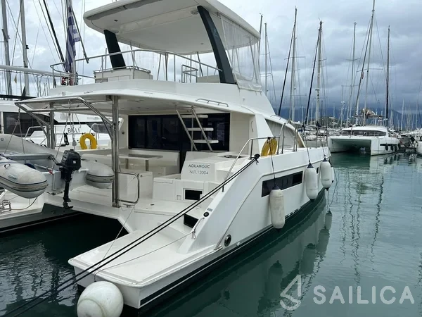Leopard 434 - 4 + 2 cab. - Yacht Charter Sailica