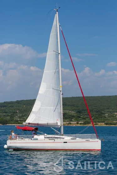 Elan 350 - Yacht Charter Sailica