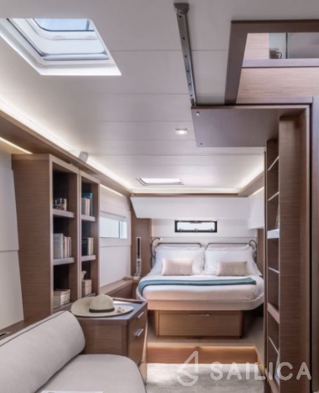 Lagoon 46 O.V. - Yacht Charter Sailica