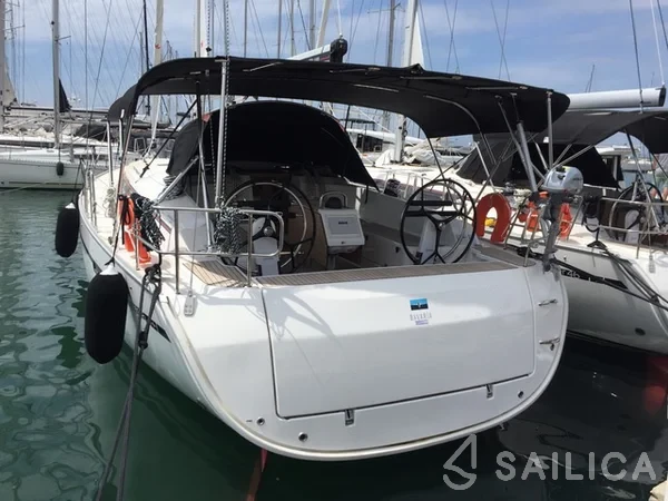 Bavaria 46 Cruiser - Photo #26 Bavaria 46 Cruiser - Yacht Charter Sailica