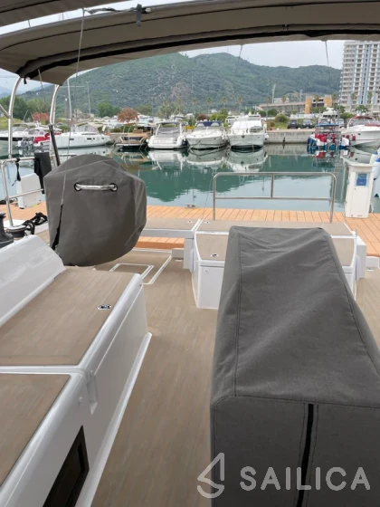 Dufour 470 - Yacht Charter Sailica
