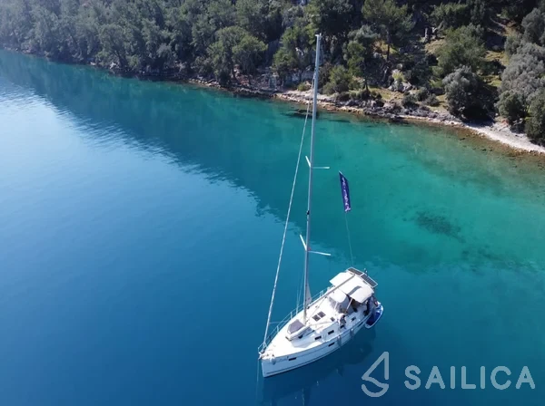Bavaria 40 Cruiser - Yacht Charter Sailica