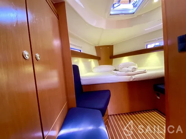 Bavaria 40 Cruiser - Yacht Charter Sailica