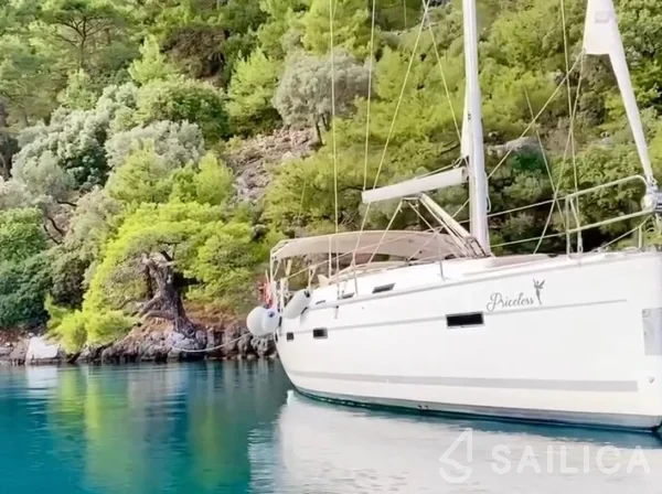 Bavaria 40 Cruiser - Yacht Charter Sailica