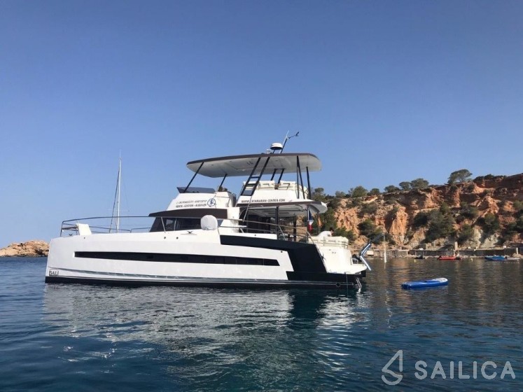 Bali 4.3 MY - Yacht Charter Sailica