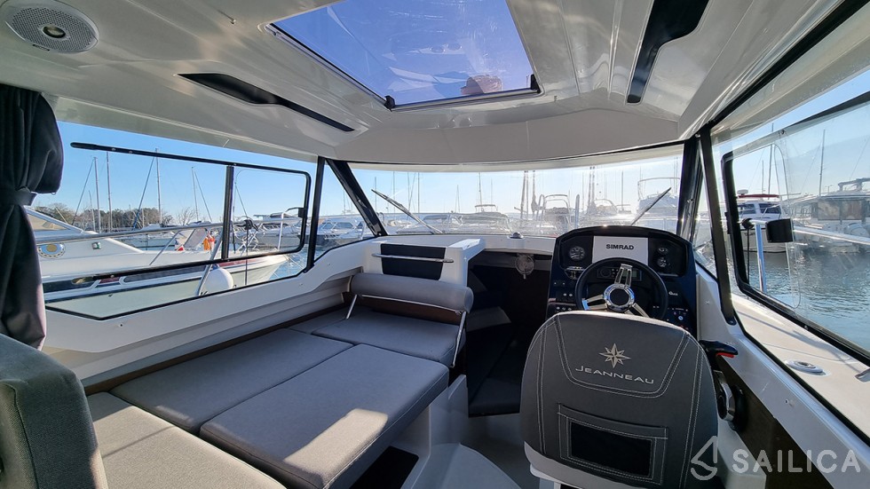 Merry Fisher 795 - Yacht Charter Sailica