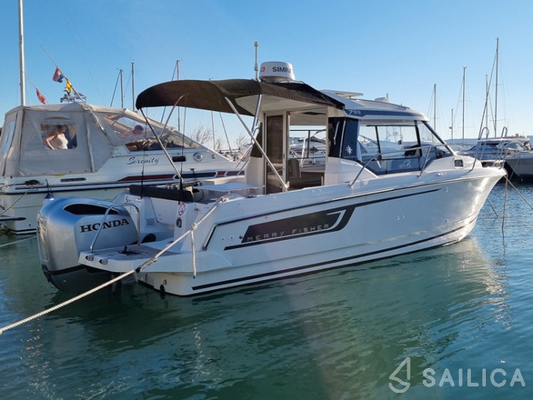 Merry Fisher 795 - Yacht Charter Sailica