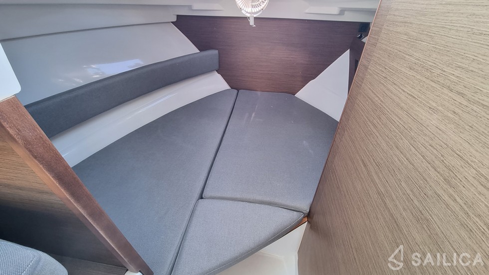 Merry Fisher 795 - Yacht Charter Sailica