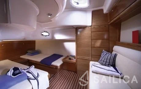 Bavaria 37 Sport - Photo #42 Bavaria 37 Sport - Yacht Charter Sailica