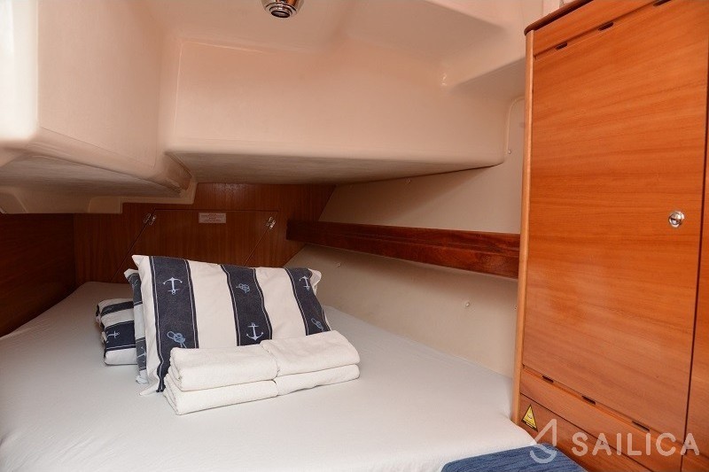 Bavaria 37 Cruiser - Yacht Charter Sailica