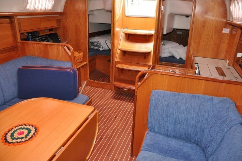 Bavaria 37 Cruiser - Yacht Charter Sailica