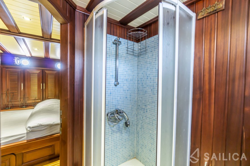 Gulet - Yacht Charter Sailica