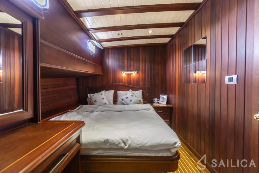 Gulet - Yacht Charter Sailica