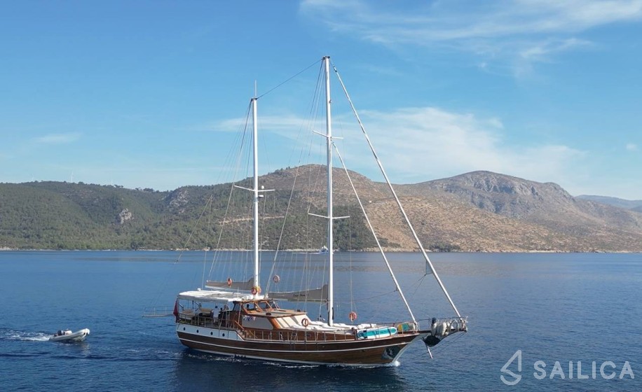 Gulet - Yacht Charter Sailica