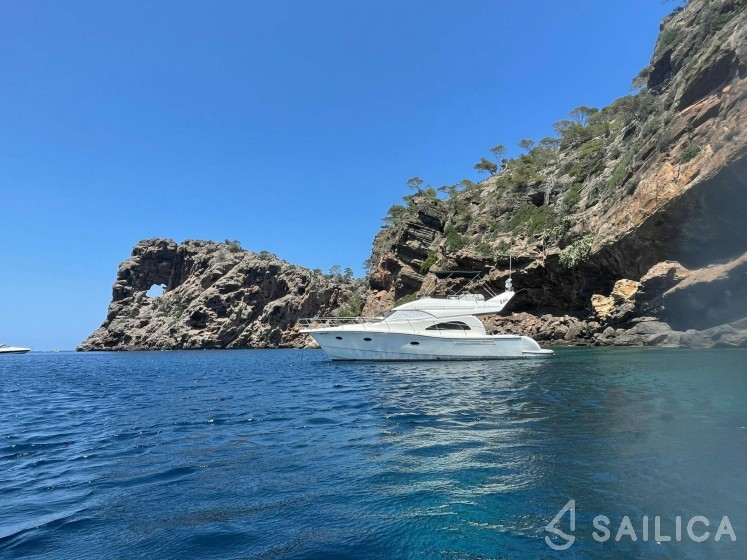 Rodman 41 - Yacht Charter Sailica
