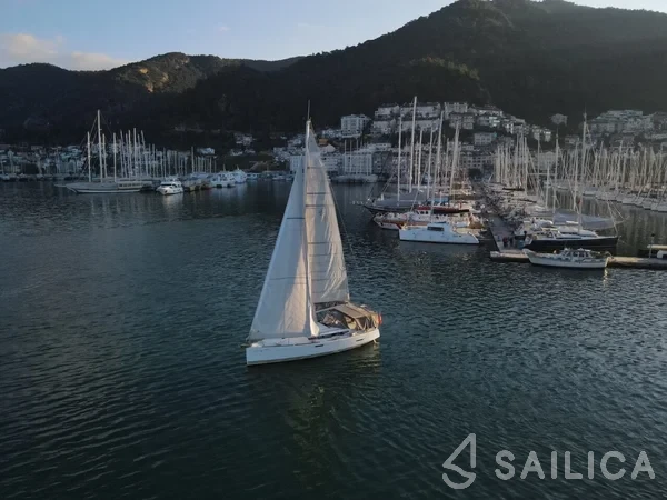 Sun Odyssey 379 - Yacht Charter Sailica