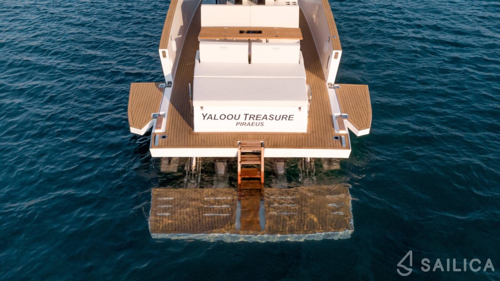 Tesoro T40 - Yacht Charter Sailica