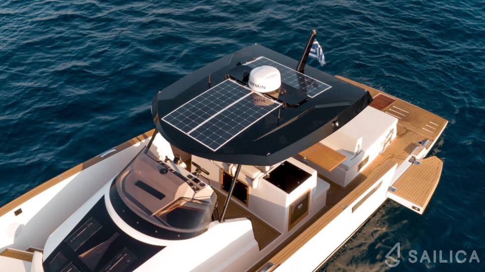 Tesoro T40 - Yacht Charter Sailica