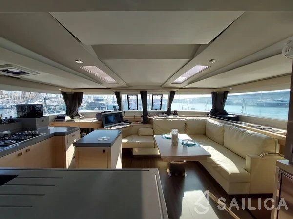 Saona 47 - Yacht Charter Sailica