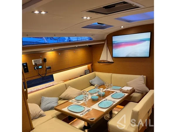 Dufour 470 - Yacht Charter Sailica