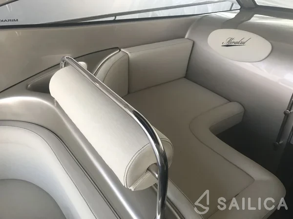 Mirakul 30 - Yacht Charter Sailica