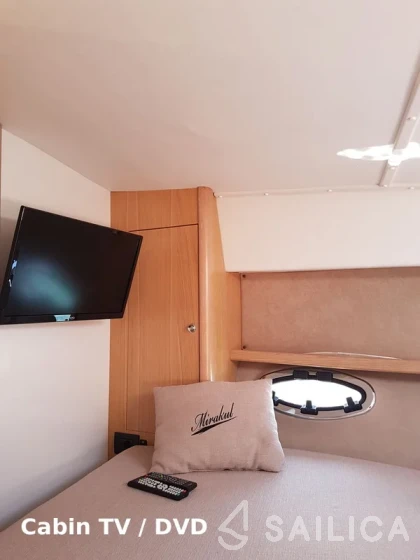Mirakul 30 - Yacht Charter Sailica