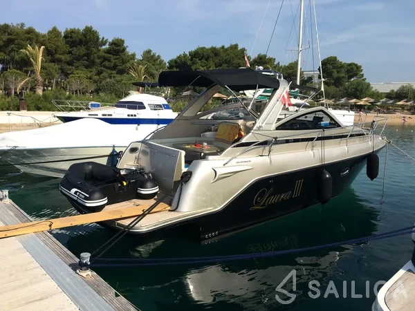 Mirakul 30 - Yacht Charter Sailica