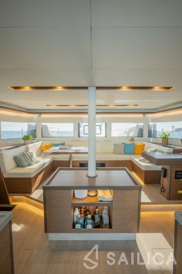 Lagoon 50 - Yacht Charter Sailica