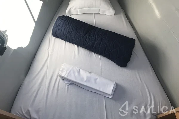 Lagoon 450  Flybridge - Yacht Charter Sailica