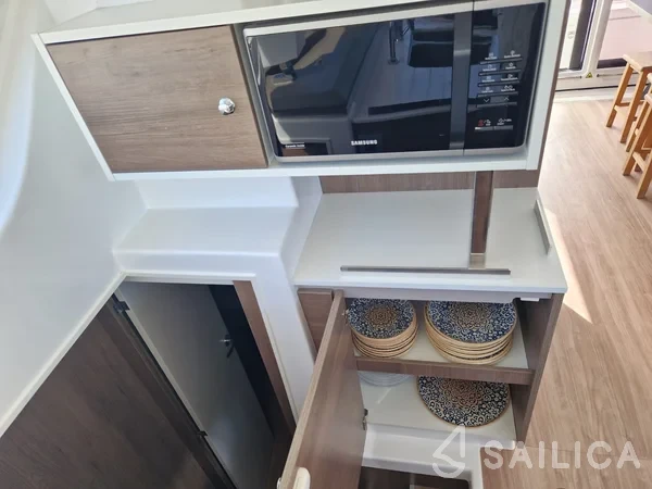 Bali Catspace - Yacht Charter Sailica
