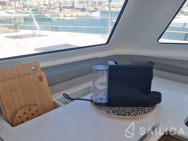 Bali Catspace - Yacht Charter Sailica