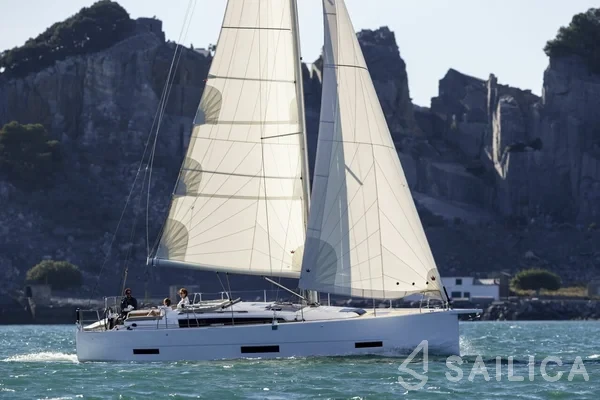 Dufour 390 - Yacht Charter Sailica