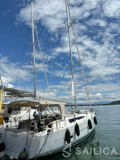 Dufour 390 - Yacht Charter Sailica