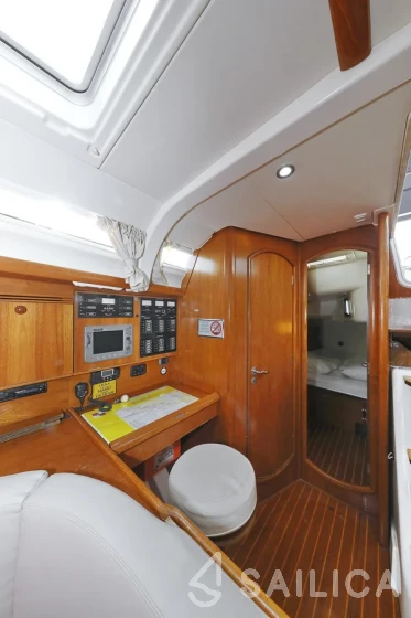 Sun Odyssey 45 - Yacht Charter Sailica