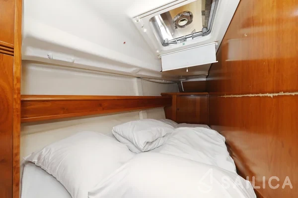 Sun Odyssey 45 - Yacht Charter Sailica