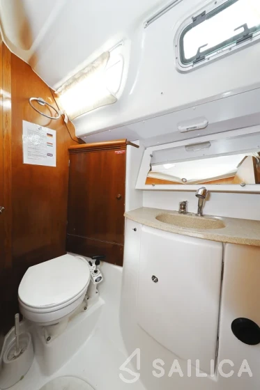 Sun Odyssey 45 - Yacht Charter Sailica