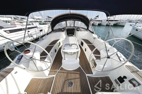 Sun Odyssey 45 - Yacht Charter Sailica