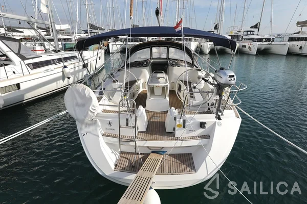 Sun Odyssey 45 - Yacht Charter Sailica