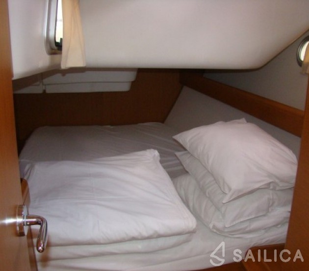 Sun Odyssey 43  - Yacht Charter Sailica