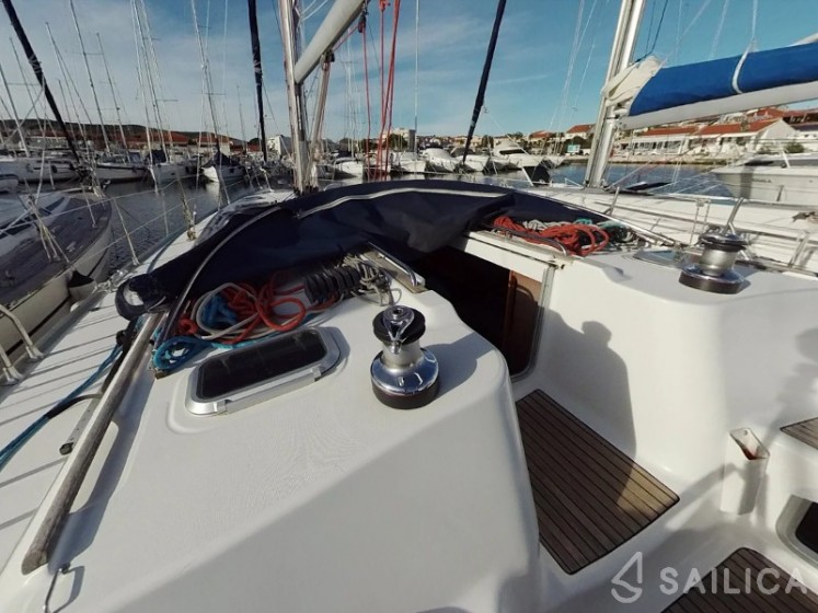 Sun Odyssey 43  - Yacht Charter Sailica