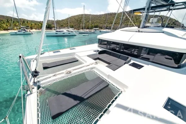 Lagoon 52 - Yacht Charter Sailica