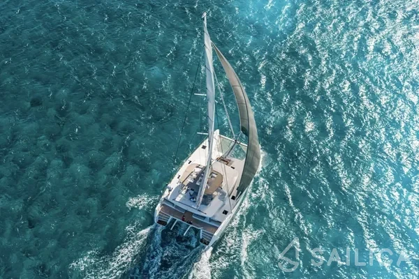 Lagoon 52 - Yacht Charter Sailica