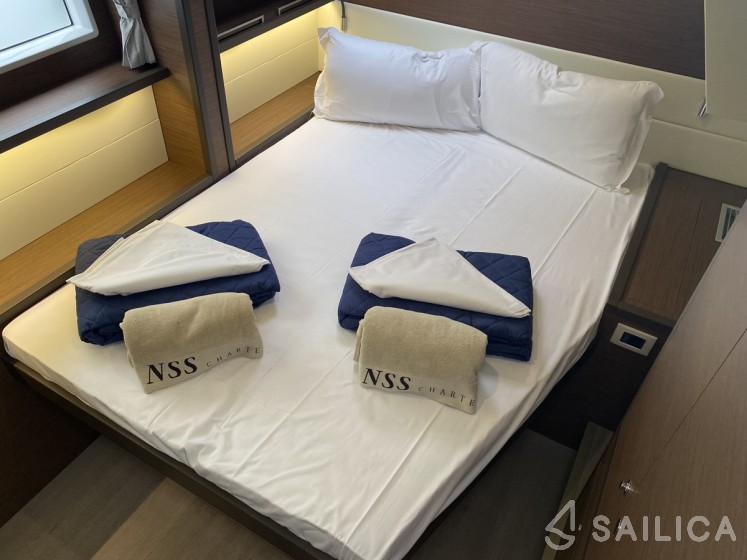 Lagoon 52F - Yacht Charter Sailica