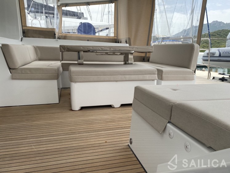 Lagoon 52F - Yacht Charter Sailica